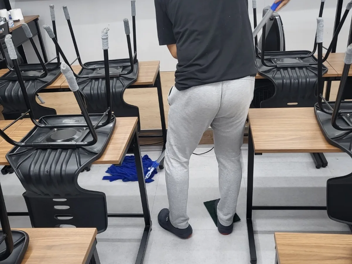 남양주시 이패동 사업장 로비·응접실 바닥 위생청소 사례 - 행진크린